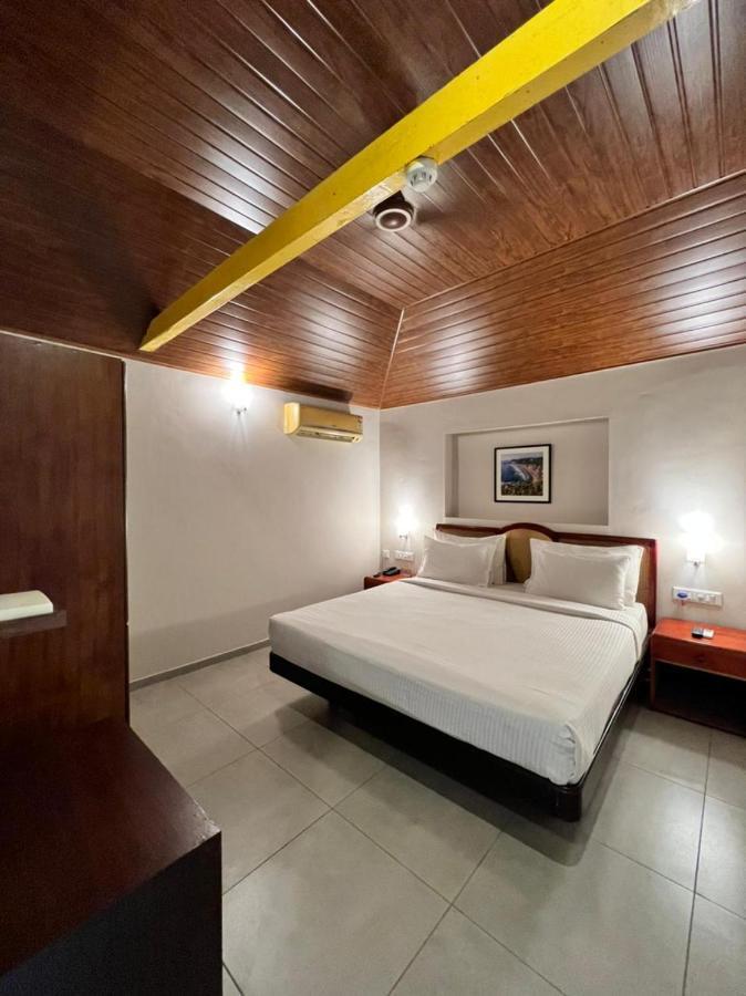 Abad Harmonia Ayurvedic Beach Resort Kovalam Eksteriør billede