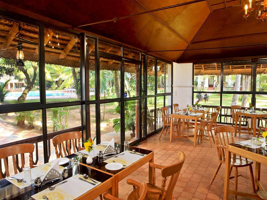 Abad Harmonia Ayurvedic Beach Resort Kovalam Eksteriør billede